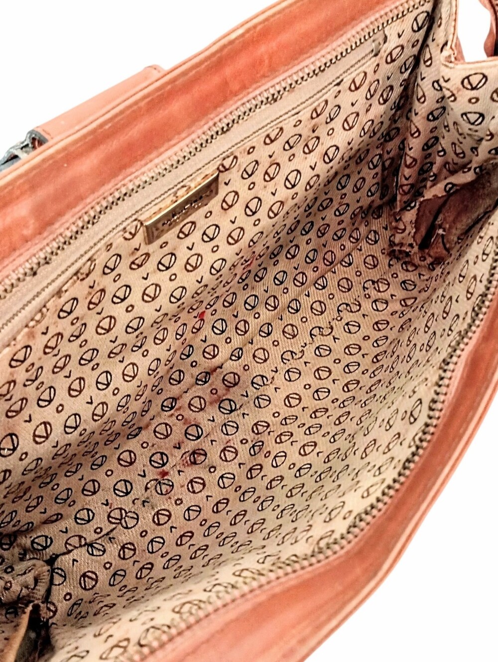 Valentino Garavani Vintage Leather Clutch Project Bag - Picture 12 of 16